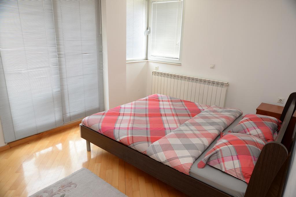 Exclusive Budget Apartments Skopje Exterior photo